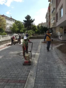 İzmir Kilitli Parke Taşı (Aşık Taşı) M² Fiyatları ve Anahtar Teslim Uygulama - Dekor Taşı