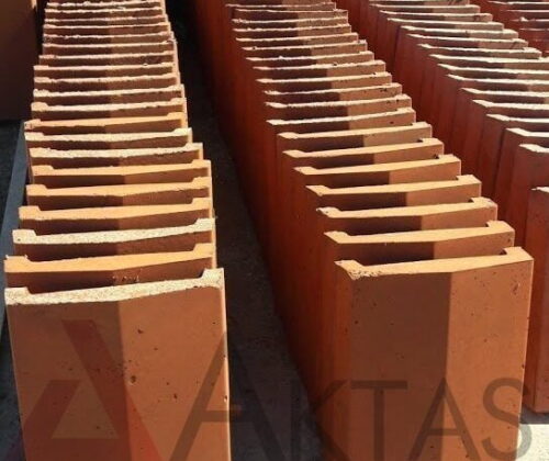 Kiremit Rengi Geçmeli Harpuşta Taş Duvar Üstü Kaplama