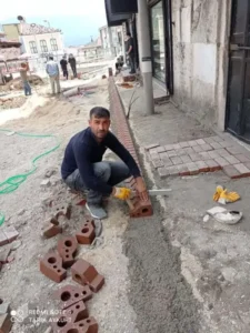 İzmir Kilitli Parke Taşı (Aşık Taşı) M² Fiyatları ve Anahtar Teslim Uygulama - Dekor Taşı