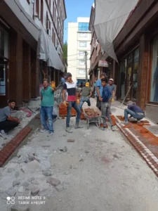 İzmir Kilitli Parke Taşı (Aşık Taşı) M² Fiyatları ve Anahtar Teslim Uygulama - Dekor Taşı