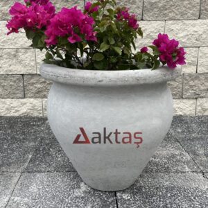 Aktaş Beton Vazo Saksı (50x50x50 cm)