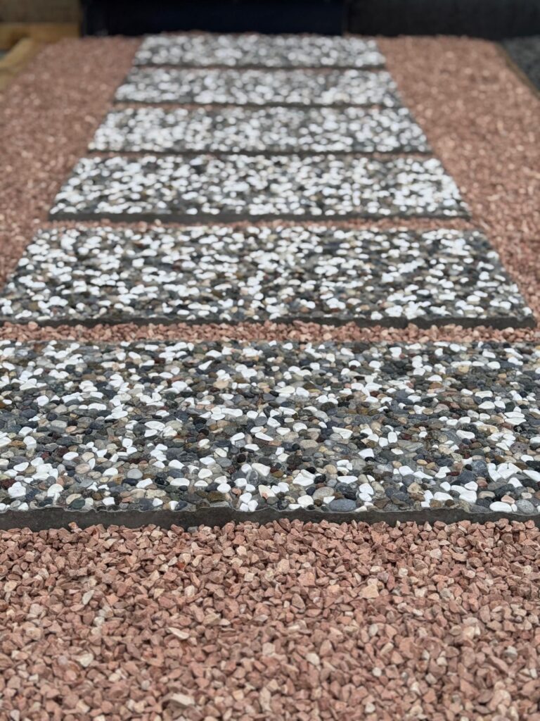 doğal çakıllı beton adım taşı 40x80 cm bahçe yürüyüş yolu