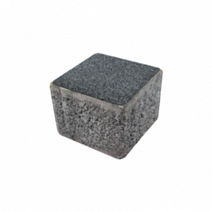 Modern ve Şık: Siyah Kumlamalı Küp Parke Taşı