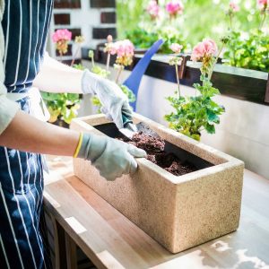 Kompakt Dikdörtgen Beton Saksı 50 cm