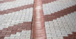 25x30 kırmızı beton yağmur oluk taşı uygulaması