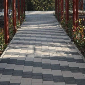 Dikdörtgen beton parke taşı bahçe yolu döşeme uygulaması